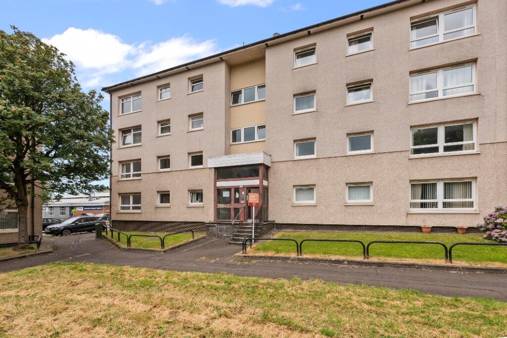 3 bed 1st Floor Flat for rent in Glasgow. From MQ Estate Agents and Lettings - Covering Scotland