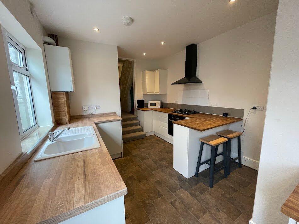 5 bed Mid Terraced House for rent in Bristol. From Westcoast Properties - Bristol 5 bed Mid Terraced House for rent in Bristol. From Westcoast Properties - Bristol