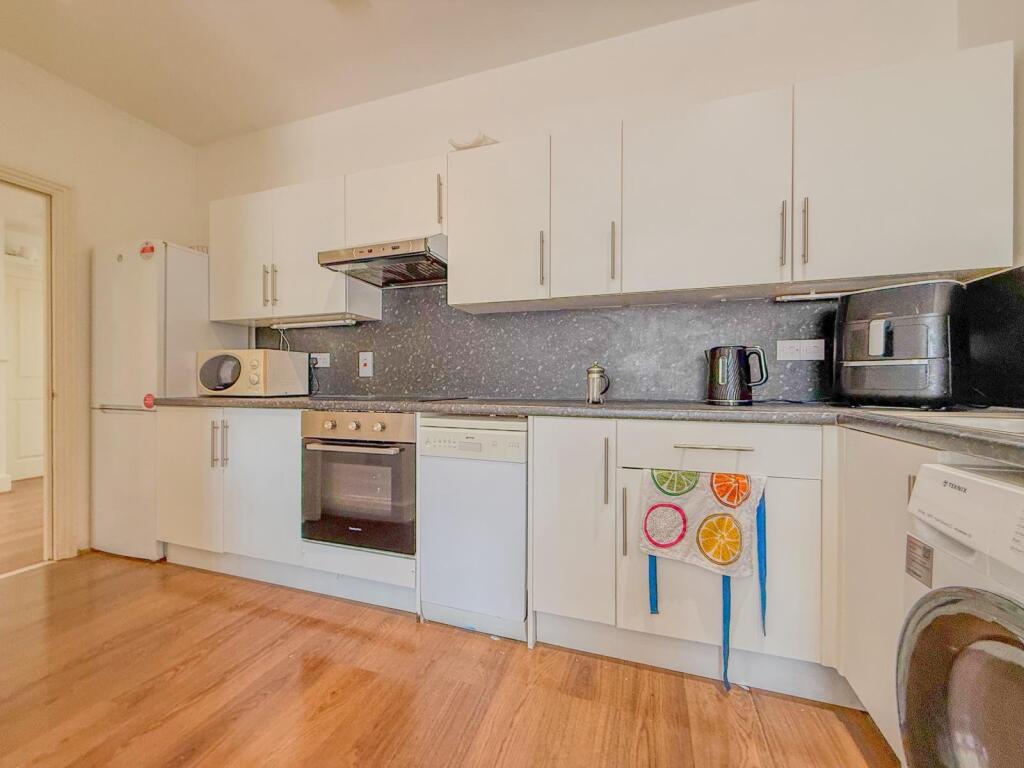 3 bed Apartment for rent in Bristol. From Westcoast Properties - Bristol