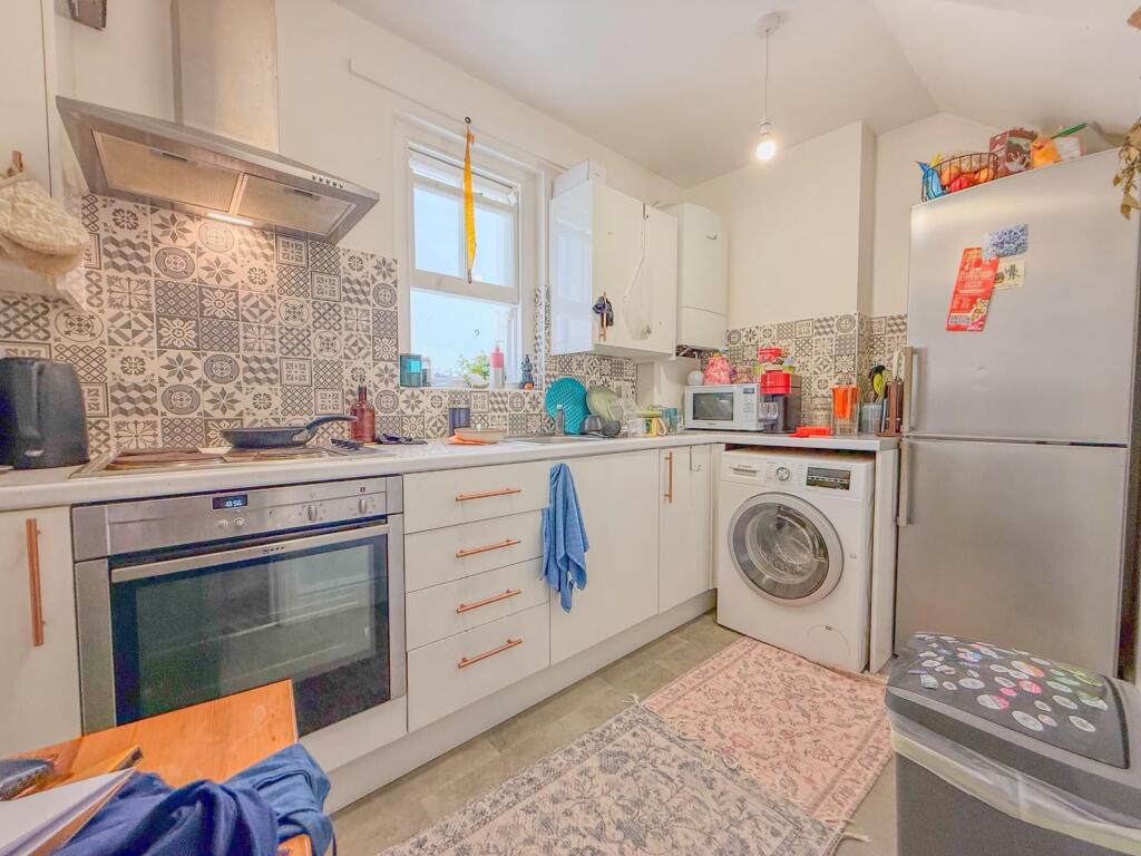 2 bed Apartment for rent in Bristol. From Westcoast Properties - Bristol