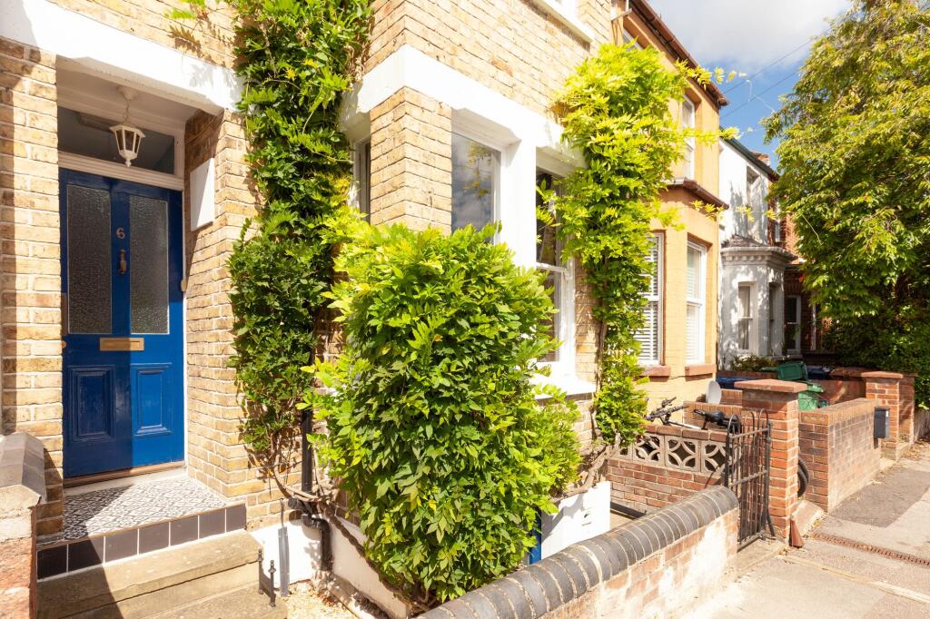 5 bed Mid Terraced House for rent in Oxford. From Turner Properties - Oxford
