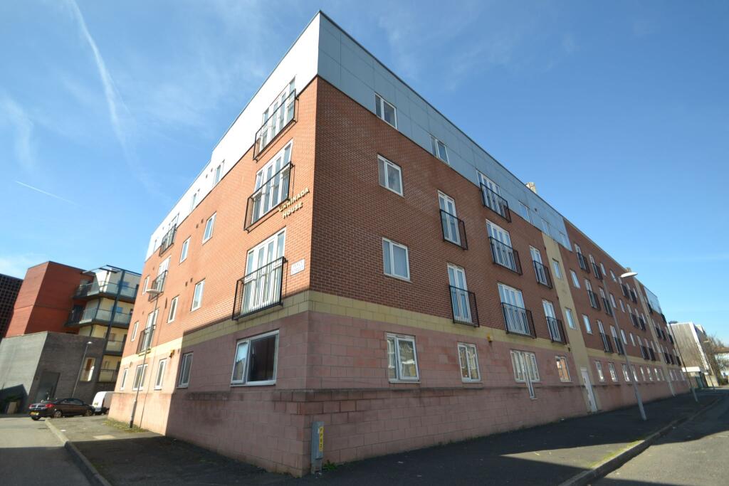 2 bed Apartment for rent in Manchester. From C & R Properties Ltd - Hulme Manchester