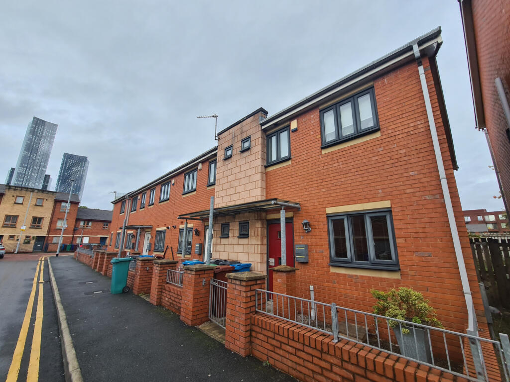 3 bed Mid Terraced House for rent in Manchester. From C & R Properties Ltd - Hulme Manchester 3 bed Mid Terraced House for rent in Manchester. From C & R Properties Ltd - Hulme Manchester