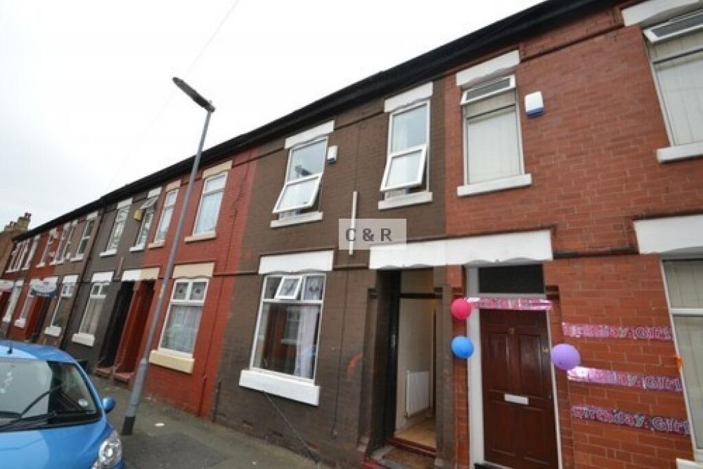 3 bed Mid Terraced House for rent in Manchester. From C & R Properties Ltd - Hulme Manchester