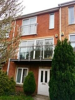 4 bed Detached for rent in Manchester. From C & R Properties Ltd - Hulme Manchester