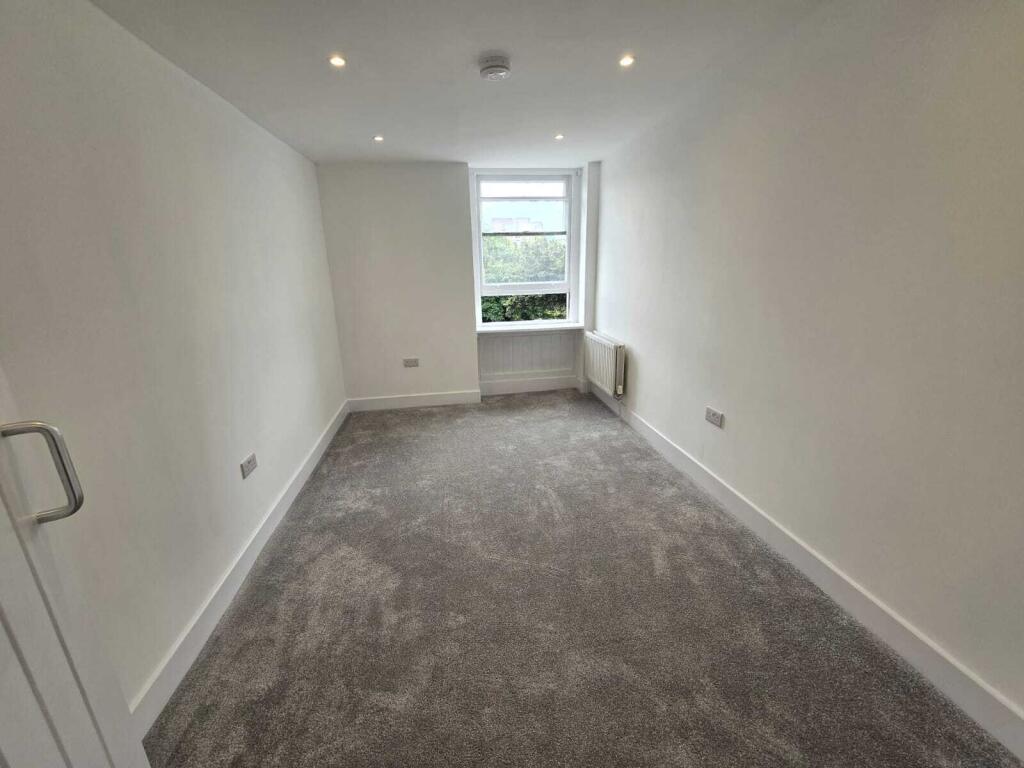 1 bed House Share for rent in Brighton and Hove. From Spark and Sons - Hove 1 bed House Share for rent in Brighton and Hove. From Spark and Sons - Hove