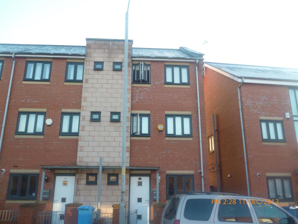 4 bed Town House for rent in Manchester. From George Adams (Estate Agents) Ltd - Manchester