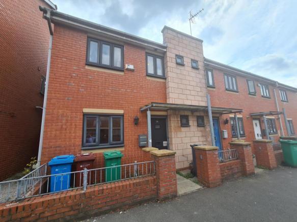 3 bed Detached for rent in Manchester. From George Adams (Estate Agents) Ltd - Manchester 3 bed Detached for rent in Manchester. From George Adams (Estate Agents) Ltd - Manchester