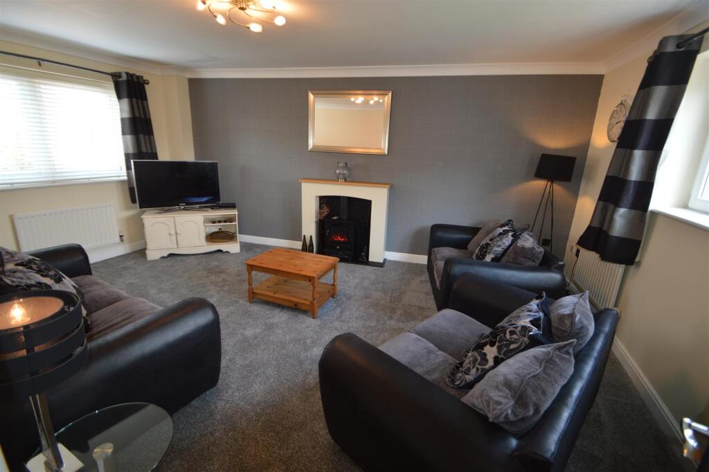 4 bed Detached for rent in Manchester. From George Adams (Estate Agents) Ltd - Manchester