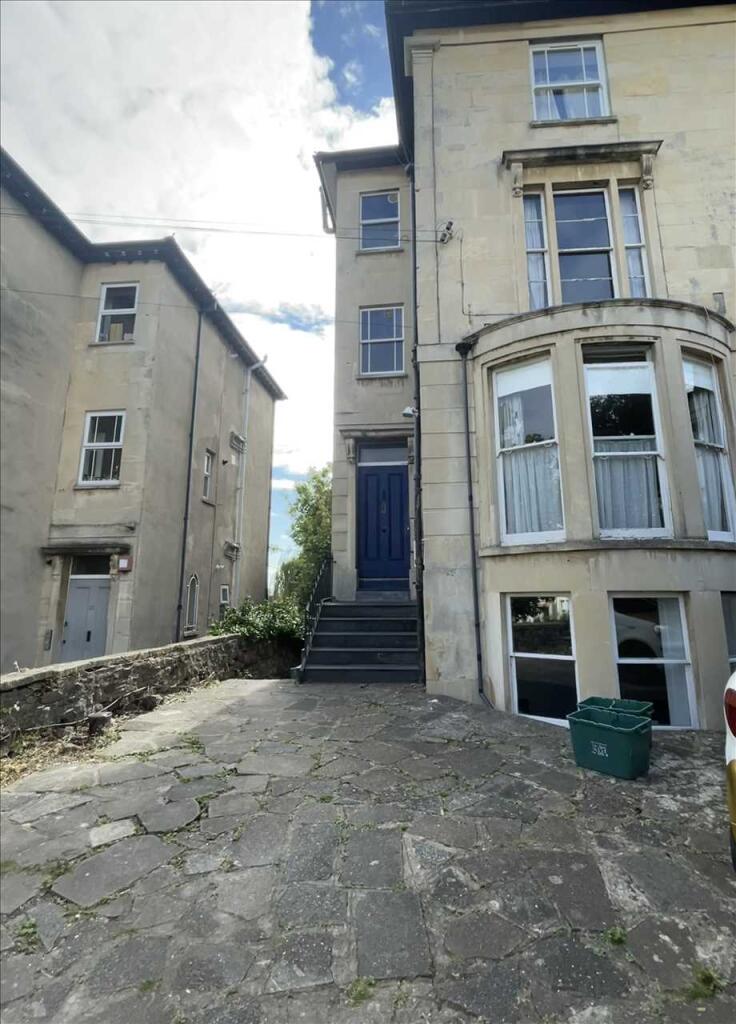 3 bed Apartment for rent in Bristol. From Flatline Letting and Property Management - Clifton