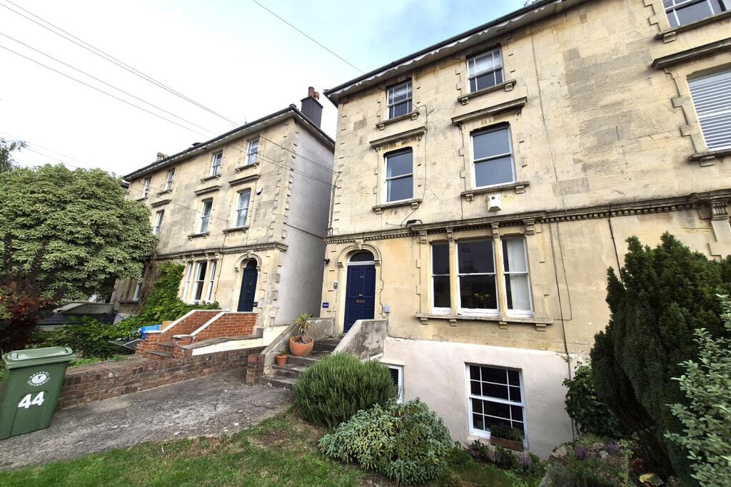 1 bed 1st Floor Flat for rent in Bristol. From Flatline Letting and Property Management - Clifton 1 bed 1st Floor Flat for rent in Bristol. From Flatline Letting and Property Management - Clifton