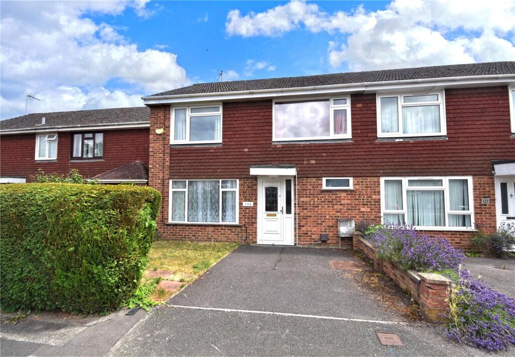 1 bed Mid Terraced House for rent in Hale. From Warren Powell-Richards - Farnham