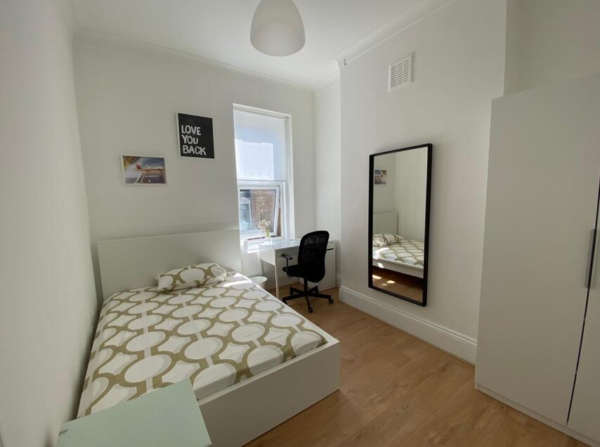 1 bed House Share for rent in Woolwich. From John Payne - Blackheath Standard