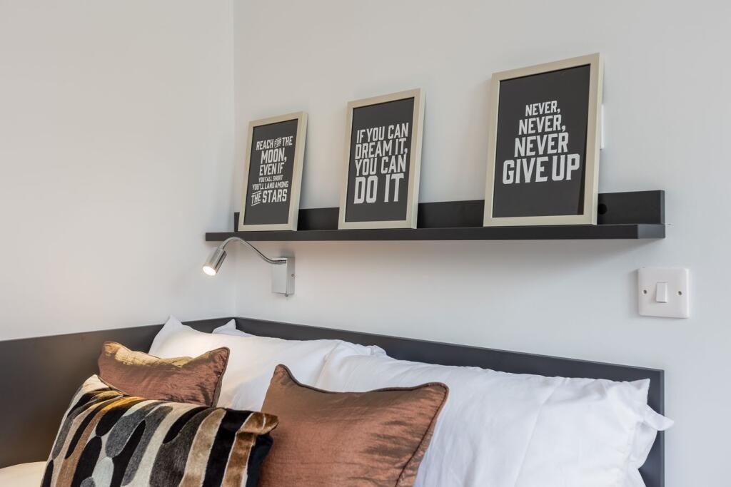 4 bed Studio for rent in Sunderland. From Hackett Property - Sunderland