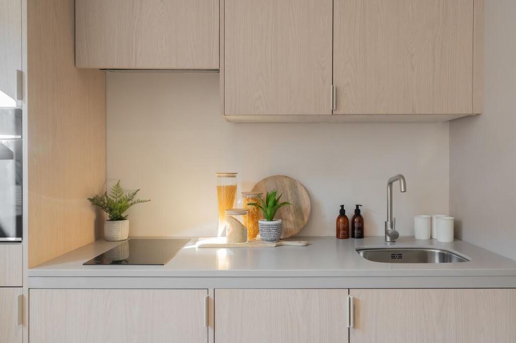0 bed Studio for rent in Sunderland. From Hackett Property - Sunderland