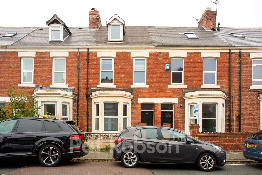 4 bed Mid Terraced House for rent in Newcastle upon Tyne. From Pat Robson - Jesmond - Student Lettings 4 bed Mid Terraced House for rent in Newcastle upon Tyne. From Pat Robson - Jesmond - Student Lettings
