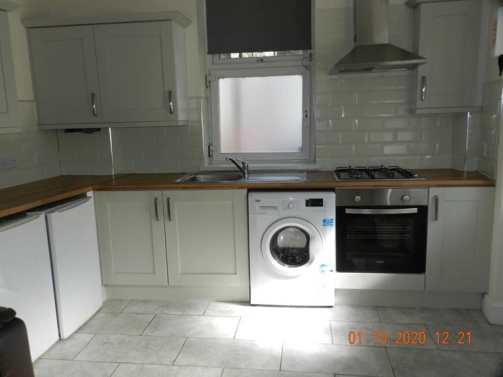 2 bed 1st Floor Flat for rent in Cardiff. From Keylet - Cathays