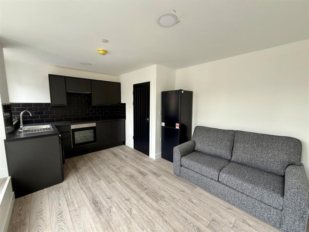 2 bed Annexe for rent in Cardiff. From Keylet - Cathays