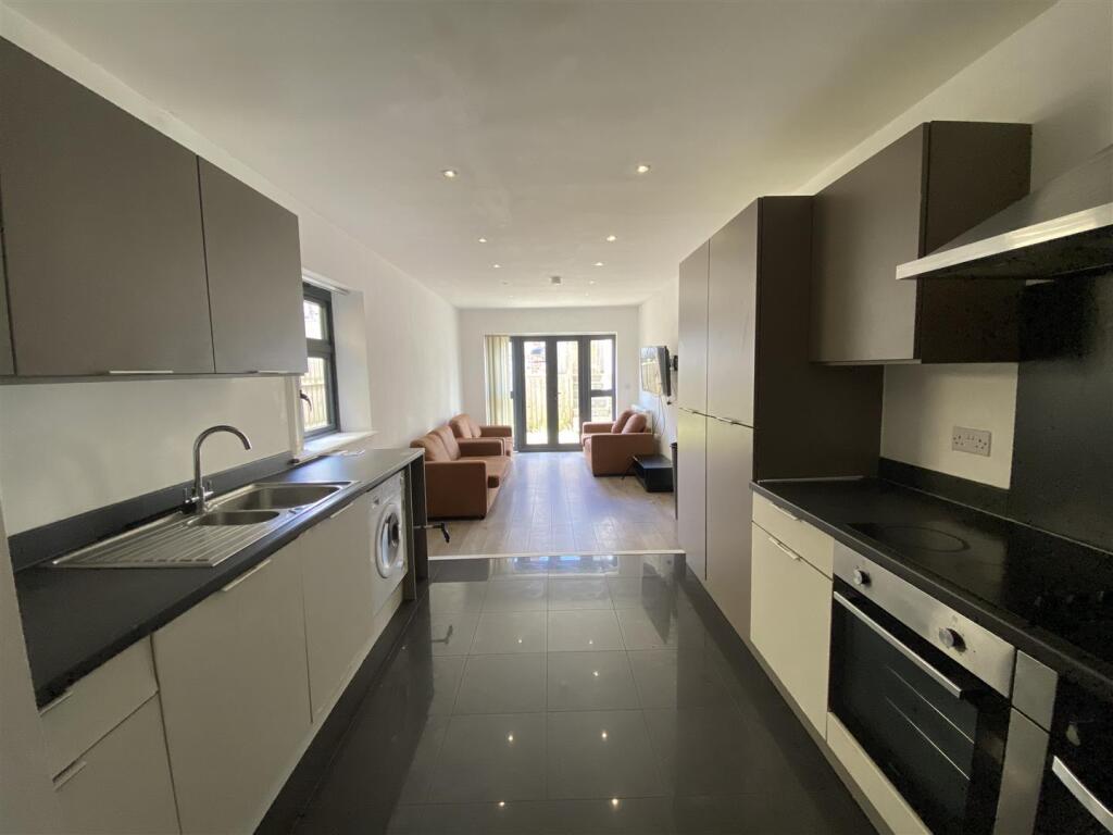 1 bed Detached for rent in Cardiff. From Keylet - Cathays