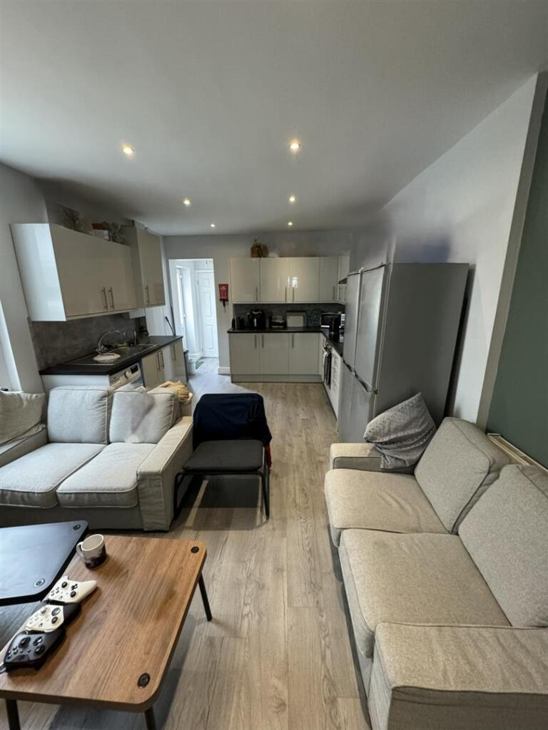 6 bed Detached for rent in Cardiff. From Keylet - Cathays 6 bed Detached for rent in Cardiff. From Keylet - Cathays