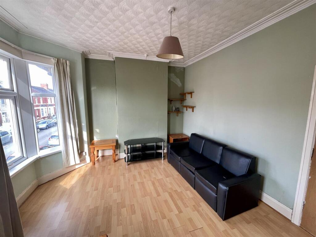 1 bed 1st Floor Flat for rent in Cardiff. From Keylet - Cathays