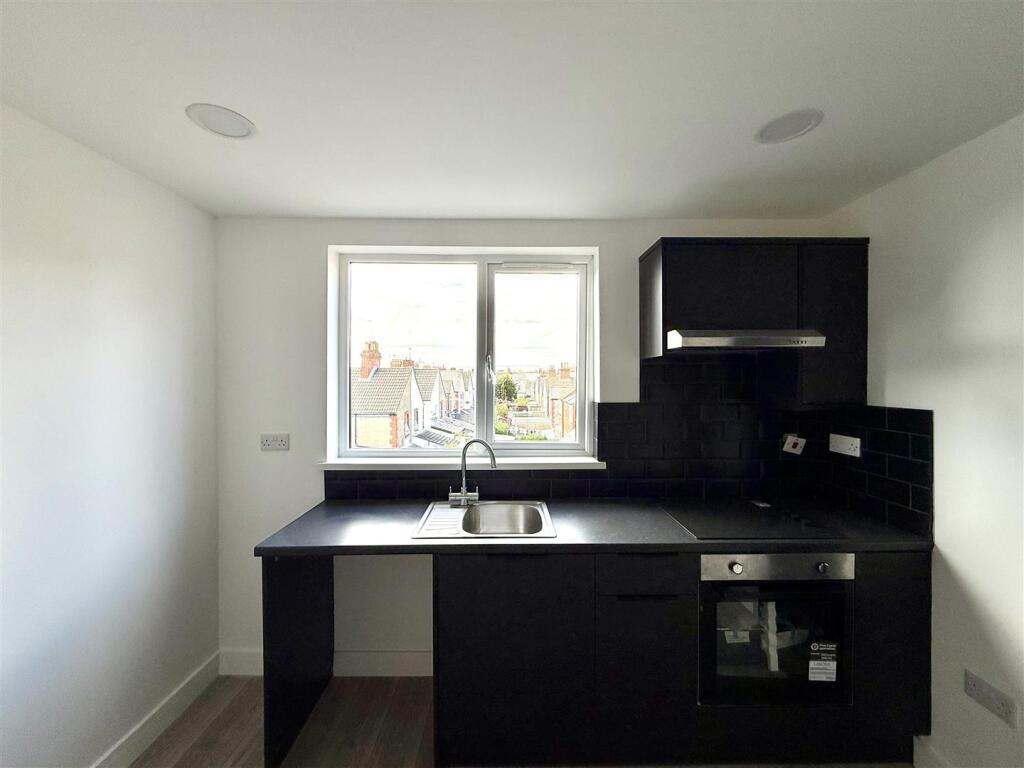 1 bed 1st Floor Flat for rent in Cardiff. From Keylet - Cathays