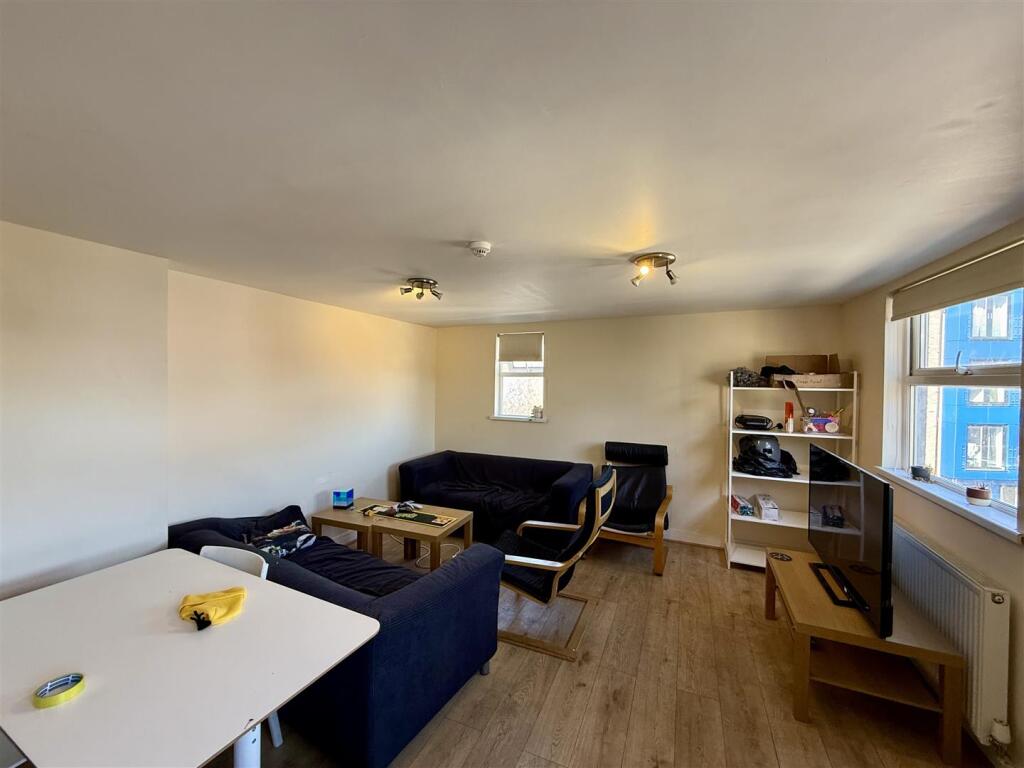 8 bed Annexe for rent in Cardiff. From Keylet - Cathays