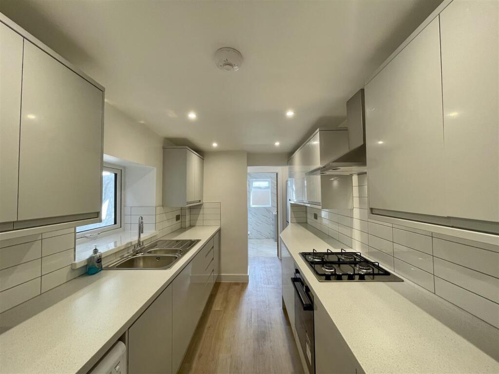 4 bed Detached for rent in Cardiff. From Keylet - Cathays