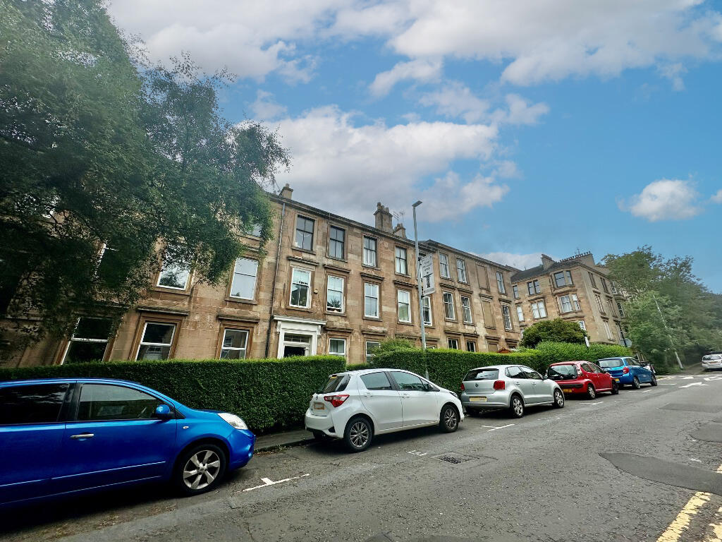 3 bed 1st Floor Flat for rent in Glasgow. From CAIRN LETTING & ESTATE AGENCY - Glasgow