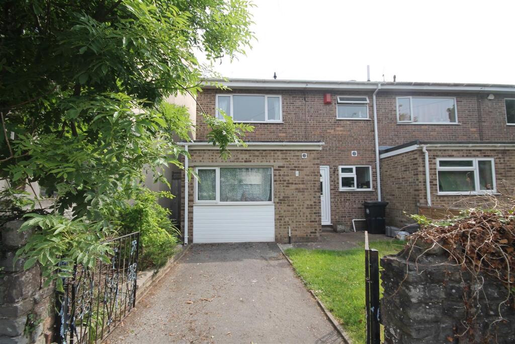 5 bed Semi Detached for rent in Broomhill. From M Coleman Estate Agents - Downend