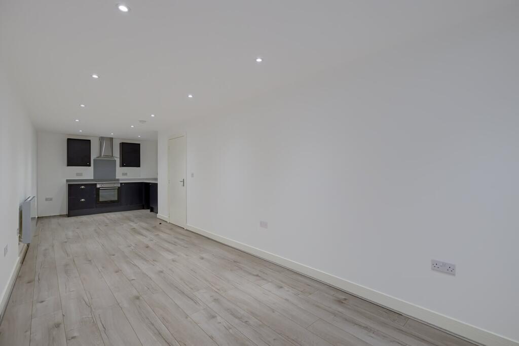 1 bed Apartment for rent in Burnley. From Pendle Hill Properties - Read