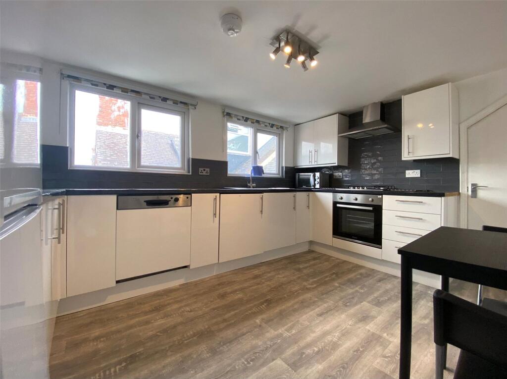 4 bed House (unspecified) for rent in Newcastle upon Tyne. From Rhapsody Property Consultants - Jesmond