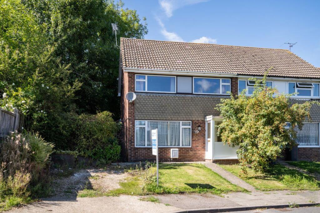 5 bed Detached for rent in Canterbury. From Leydon Lettings