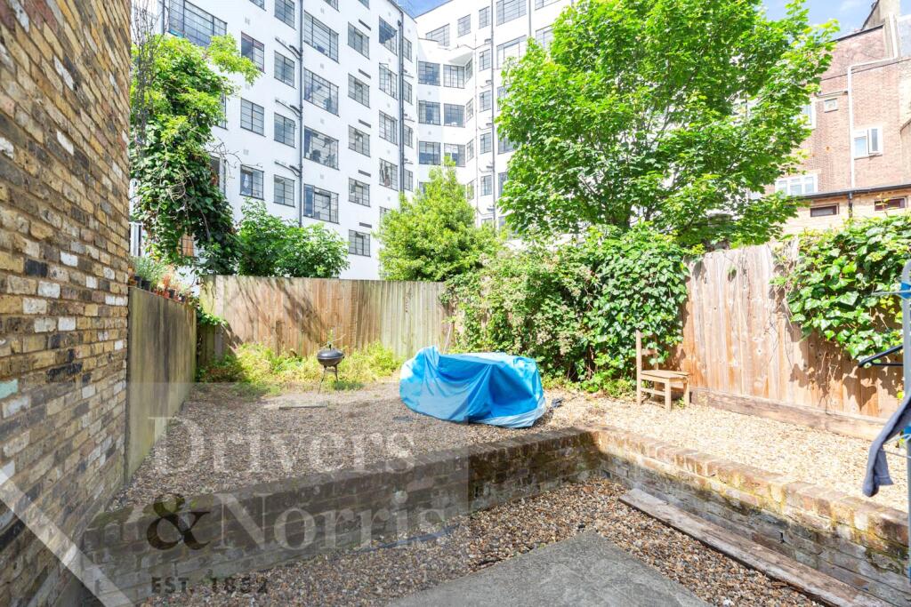 5 bed Apartment for rent in Camden Town. From Drivers & Norris - Islington - Sales
