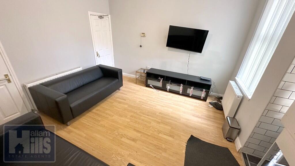 5 bed 1st Floor Flat for rent in Sheffield. From Hallam Hills ltd - Sheffield