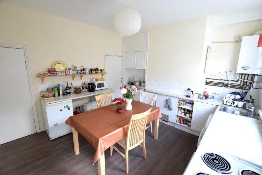 2 bed Mid Terraced House for rent in Sheffield. From Hallam Hills ltd - Sheffield