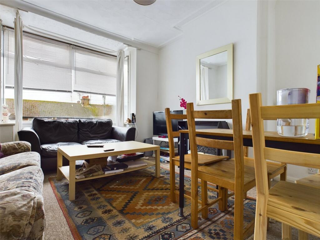 4 bed Detached for rent in Brighton and Hove. From Harringtons Lettings - Hove