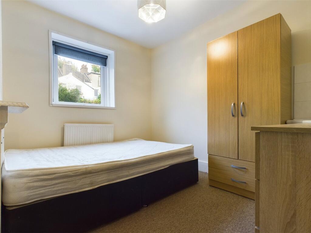1 bed Mid Terraced House for rent in Brighton and Hove. From Harringtons Lettings - Hove 1 bed Mid Terraced House for rent in Brighton and Hove. From Harringtons Lettings - Hove