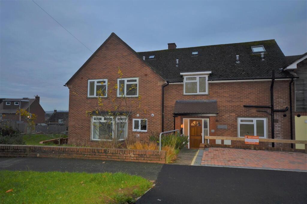 4 bed End of Terrace for rent in Exeter. From Hunters - Exeter