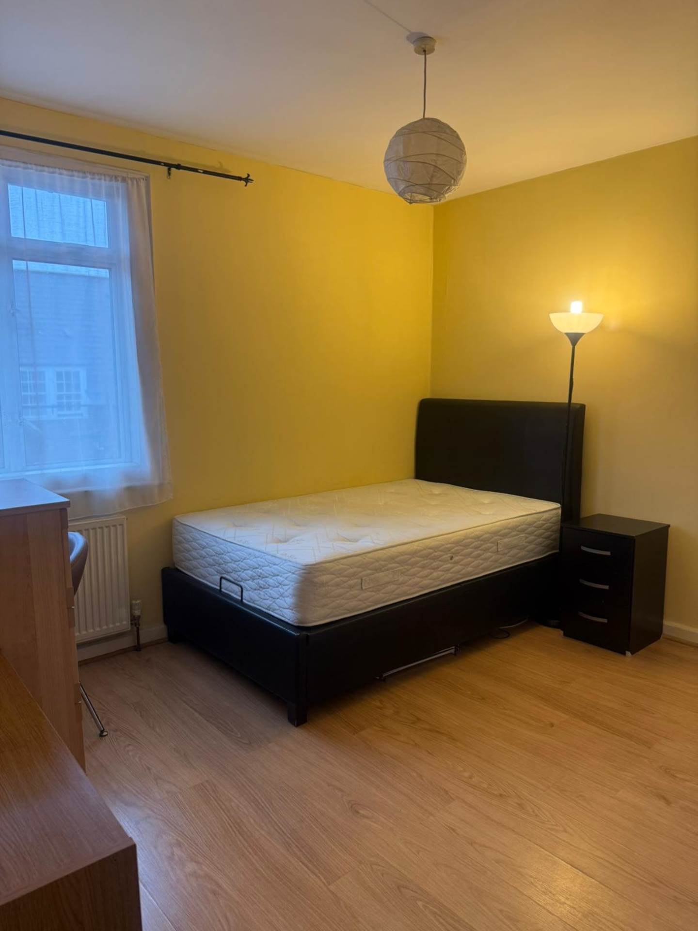 1 bed House Share for rent in London. From Sutherland Estates