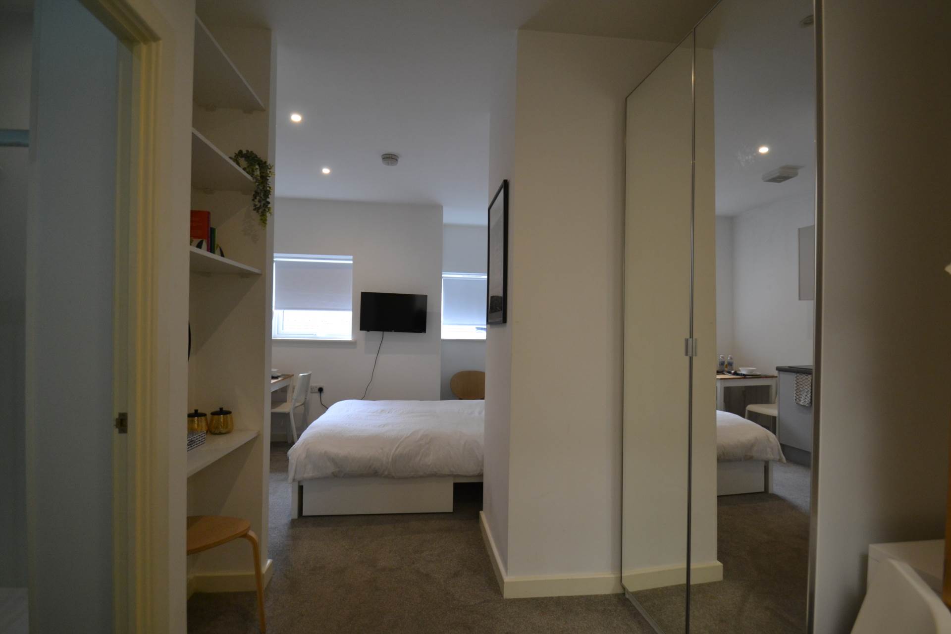 1 bed Studio for rent in Kingston Upon Thames. From Sutherland Estates