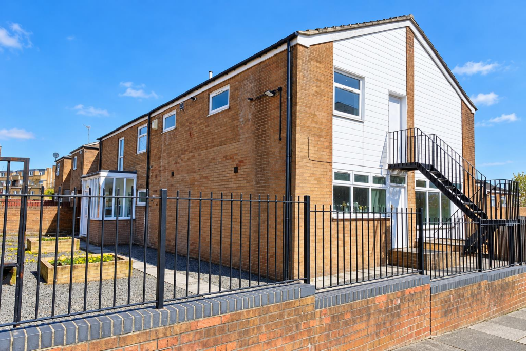 8 bed Private Halls for rent in Newcastle upon Tyne. From Hunters - Newcastle