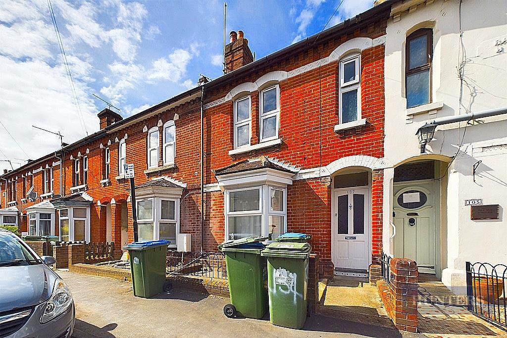 5 bed Mid Terraced House for rent in Southampton. From Hunters - Southampton 5 bed Mid Terraced House for rent in Southampton. From Hunters - Southampton