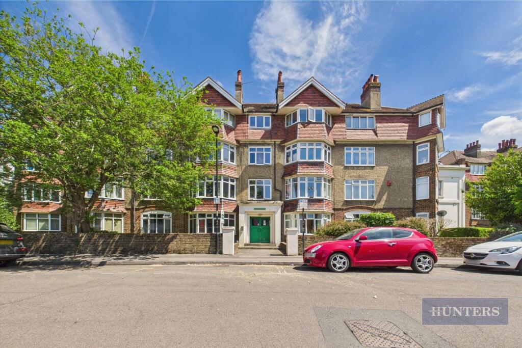 5 bed 1st Floor Flat for rent in Southampton. From Hunters - Southampton