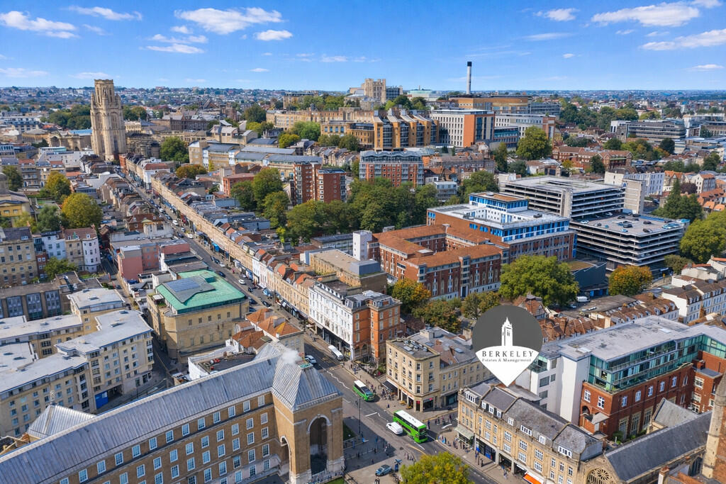 4 bed Studio for rent in Bristol. From Berkeley Estates and Management - Bristol 4 bed Studio for rent in Bristol. From Berkeley Estates and Management - Bristol