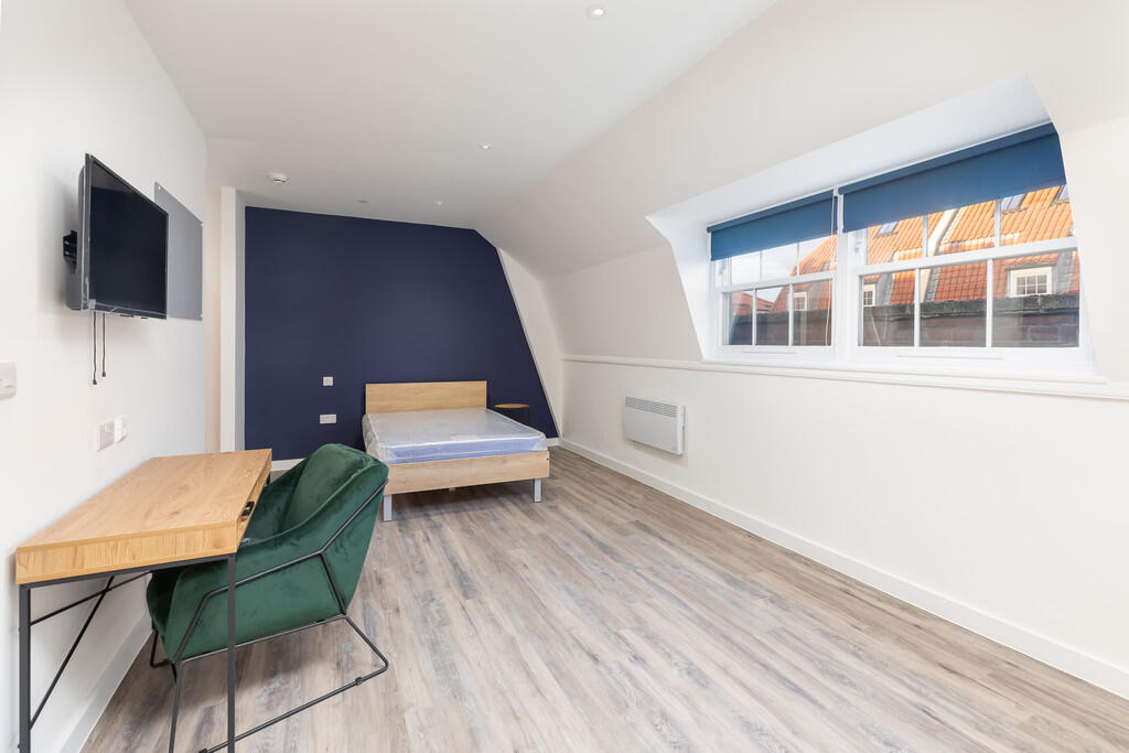 4 bed Studio for rent in Bristol. From Berkeley Estates and Management - Bristol