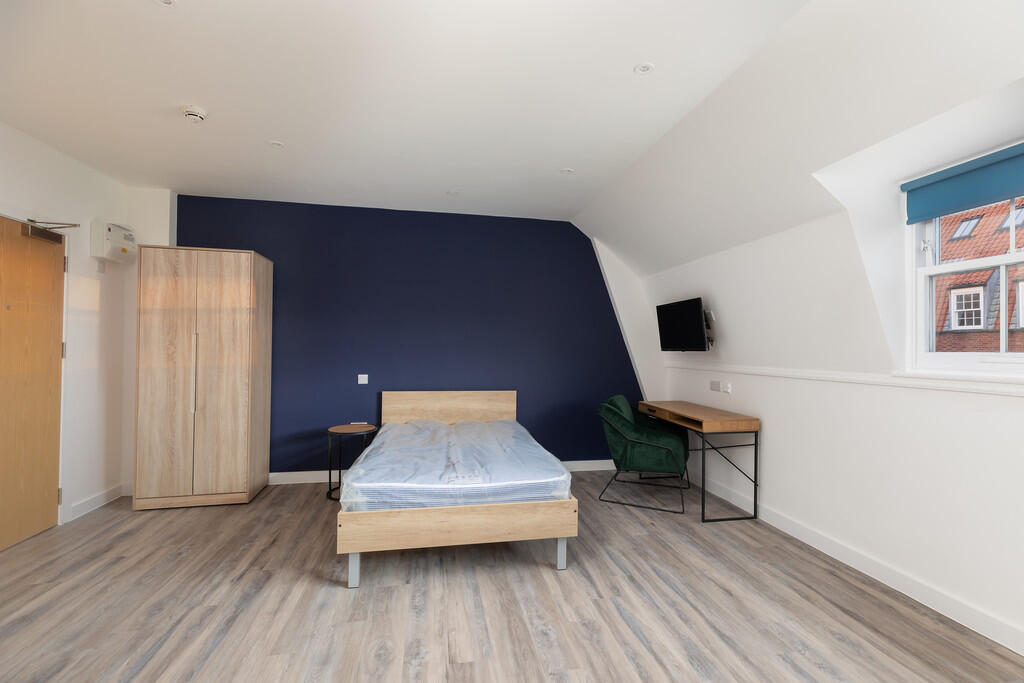 2 bed 1st Floor Flat for rent in Bristol. From Berkeley Estates and Management - Bristol