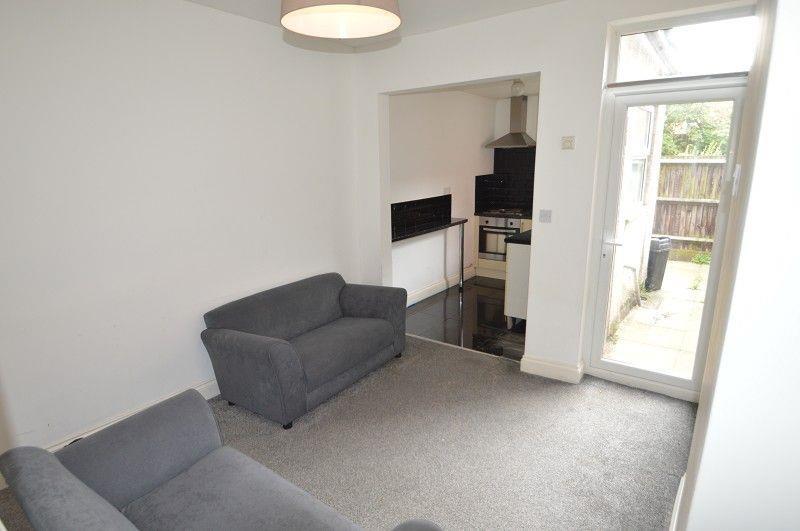 4 bed Detached for rent in Birmingham. From Oakmans Estate Agents - Student Lettings