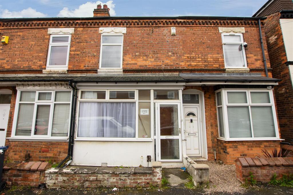 3 bed Detached for rent in Birmingham. From Oakmans Estate Agents - Student Lettings