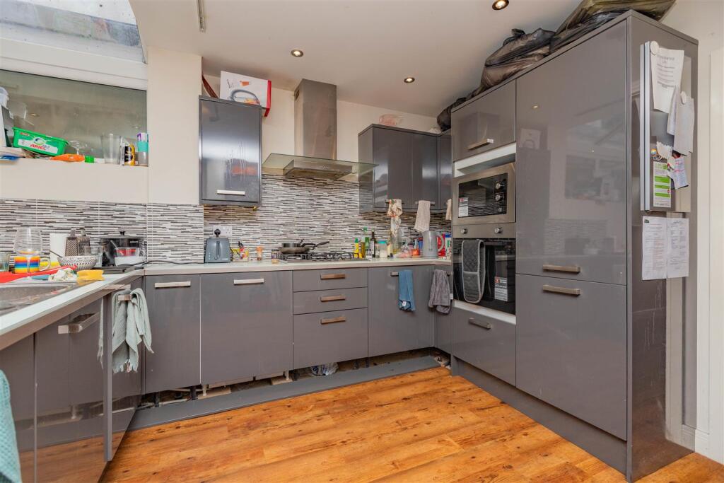 7 bed Detached for rent in Birmingham. From Oakmans Estate Agents - Student Lettings